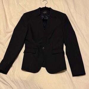 RW&CO. Elegant Black Blazer